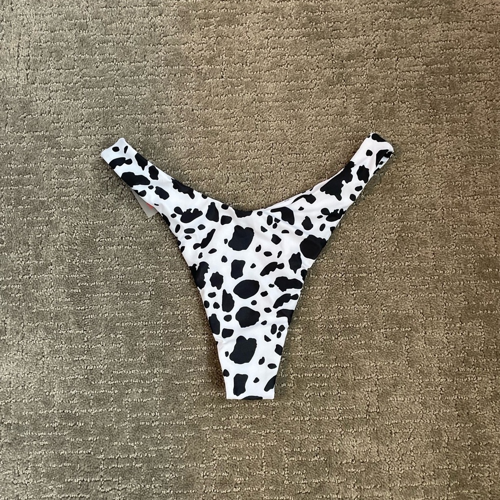 Romwe never worn cow thong bikini bottoms